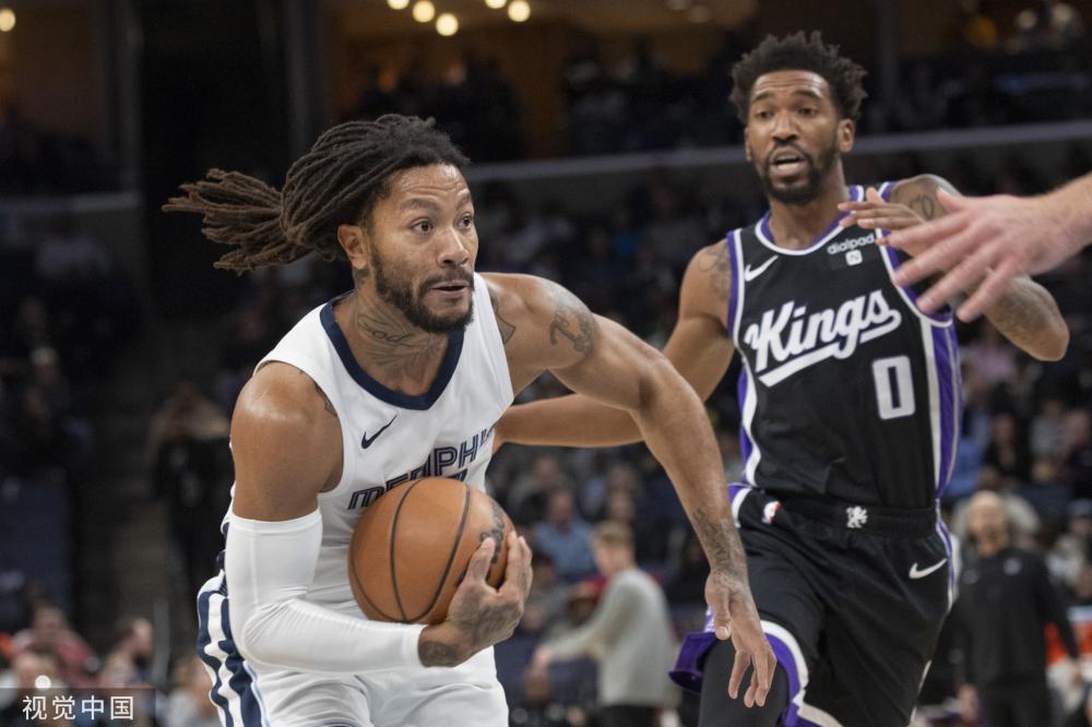 的主力前锋 的主力前锋